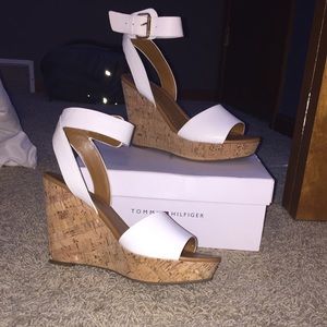 tommy hilfiger wedges